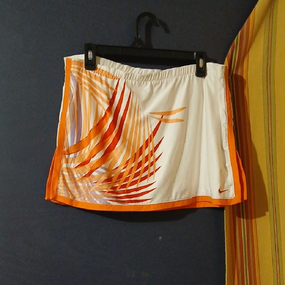 Nike Pants - Nike Women's Vibrant Orange and White Skort Size L (12-14)